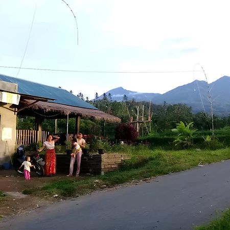 Bayan Exotic Homestay Senaru Esterno foto