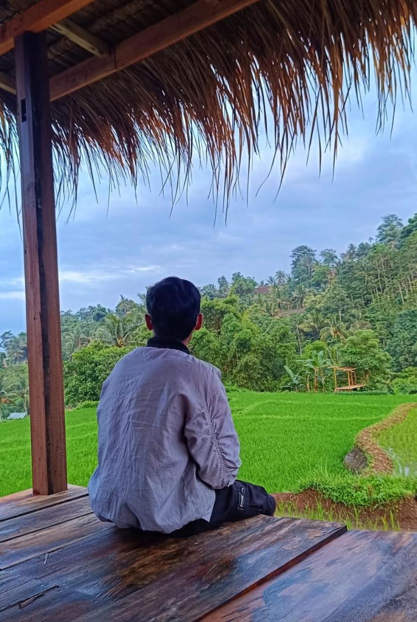 Bayan Exotic Homestay Senaru Esterno foto