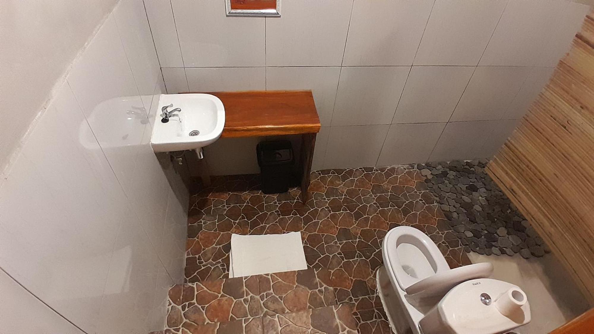 Bayan Exotic Homestay Senaru Esterno foto