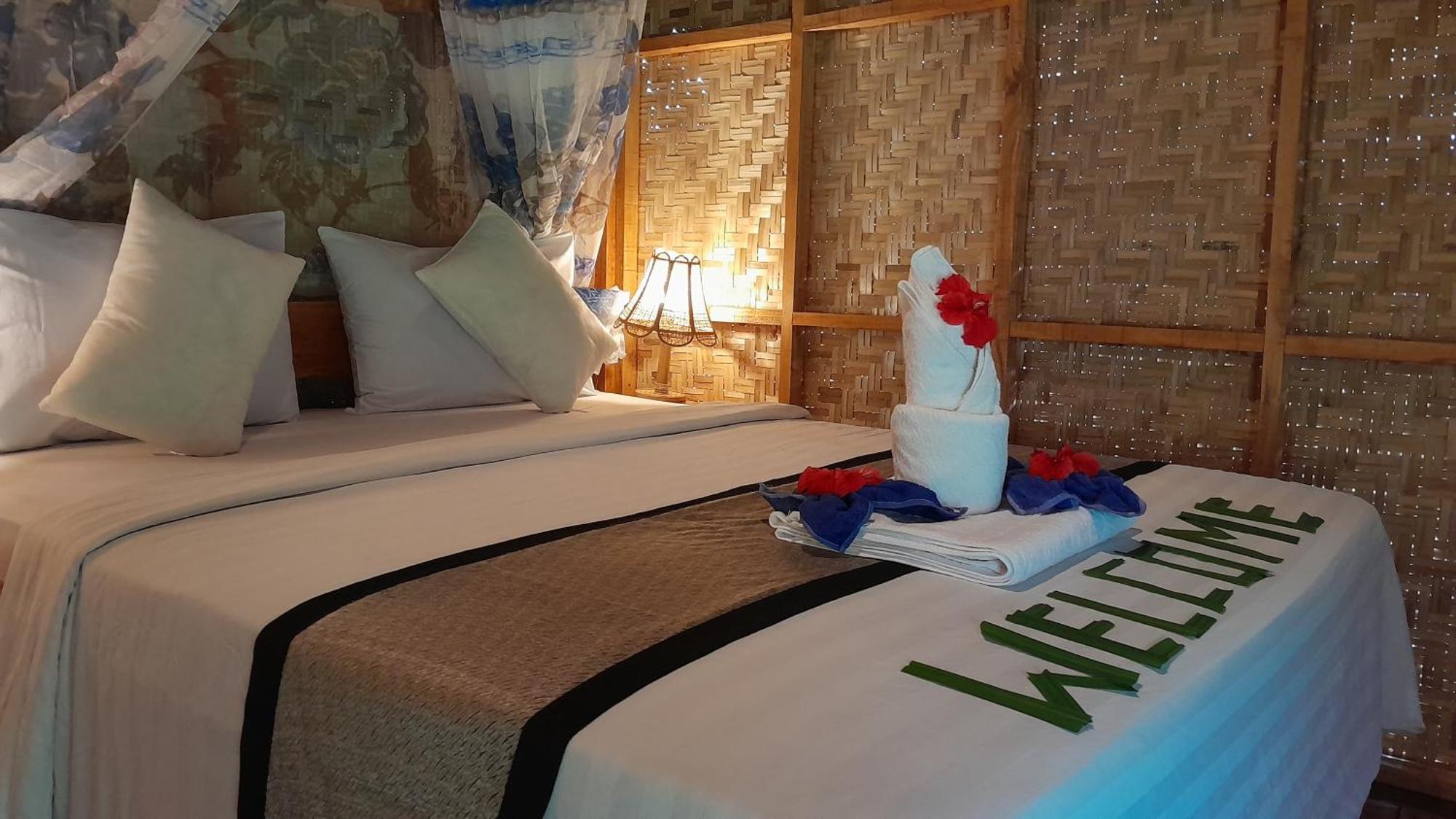 Bayan Exotic Homestay Senaru Esterno foto