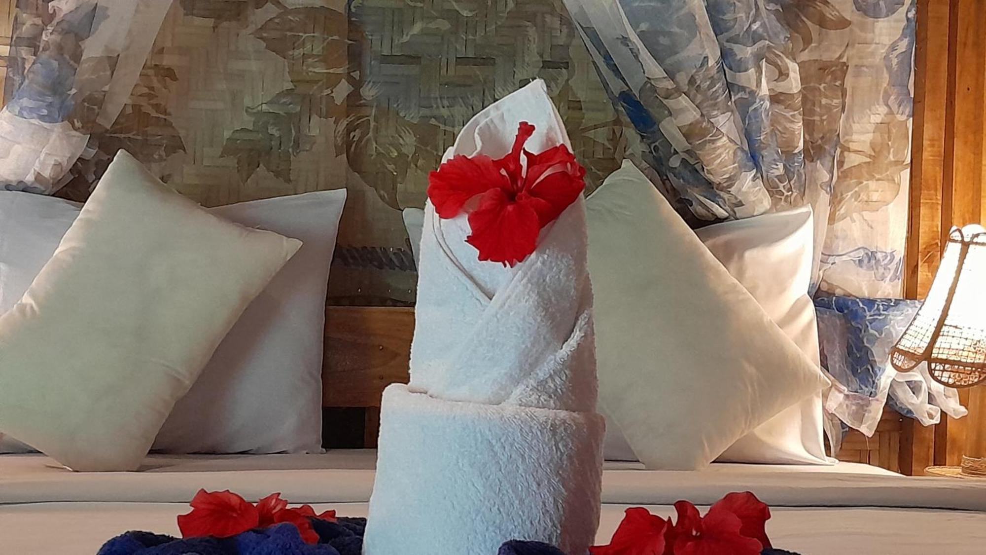 Bayan Exotic Homestay Senaru Esterno foto